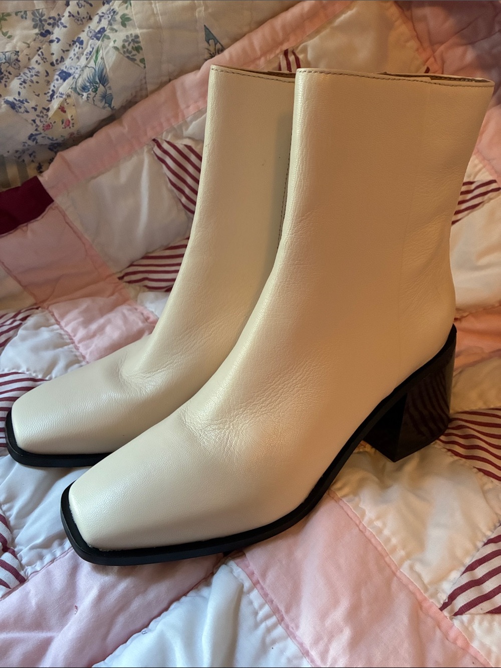 Sam Edelman Women's Leather Cream Block Heel Ankle Boots NWOT Sz 8.5